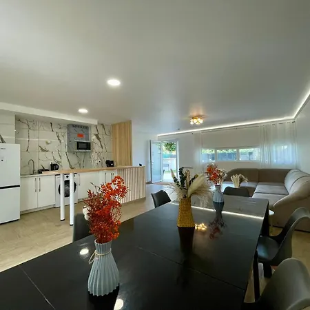 Koalawakeup Bed & Breakfast 3*